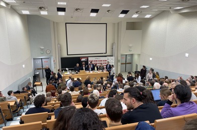 Élections municipales : des étudiants invitent les candidats à débattre